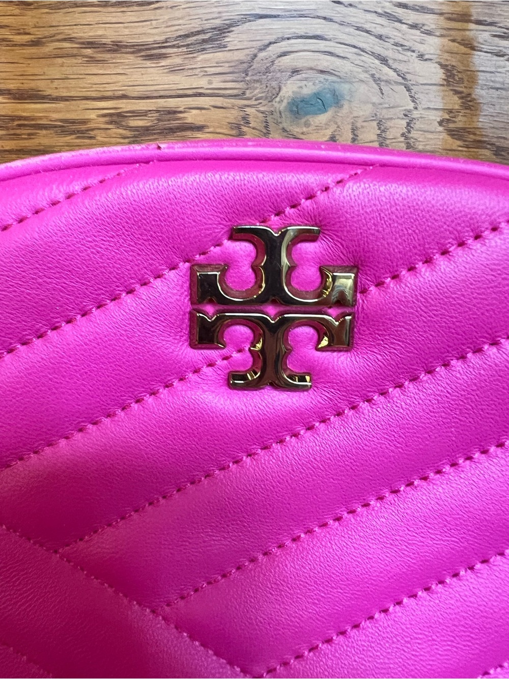 Tory Burch Crazy Pink Kira Chevron Small Leather Camera Bag - Picture 4 of 14